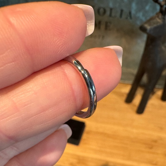 #303 Over 1 ctw Moissanite flower halo ring - Picture 4 of 6